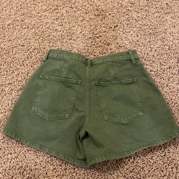 cute summer green shorts - Picture 2 of 3